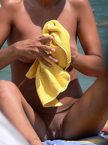  Nude Girls on the Beach - 378 - Photo 51