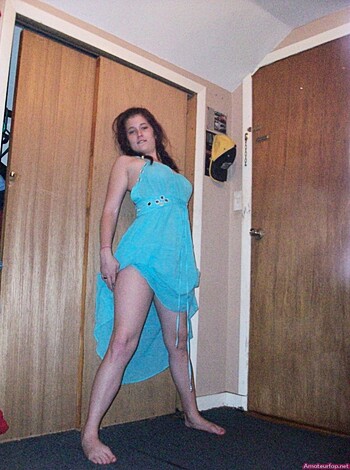 Nude Photos Of Cute And Horny Redhead Student - Photo 14