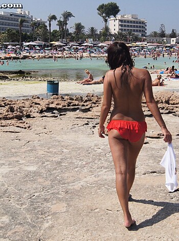 Gabby - Photo 32