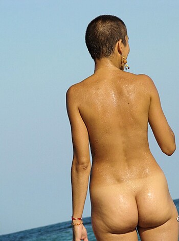 Nude Girls on the Beach - 124 - Photo 22