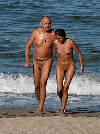 Nude Girls on the Beach - 381 - Photo 1
