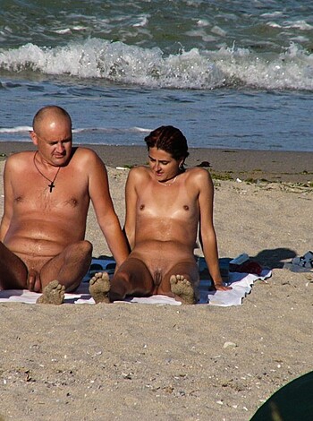 Nude Girls on the Beach - 381 - Photo 10