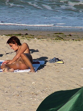 Nude Girls on the Beach - 381 - Photo 25