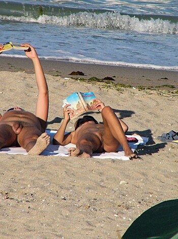 Nude Girls on the Beach - 381 - Photo 41