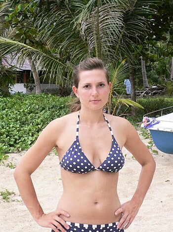 Here's a hot chick wearing a teeny-weeny bikini.