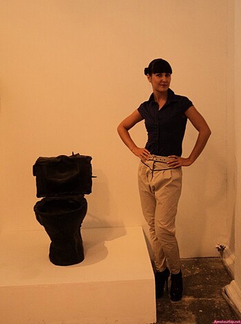 """F*cking hot babe taking a piss on some crazy artistic sh*t!