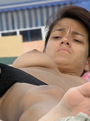 Topless Girls on the Beach - 212 - Photo 37