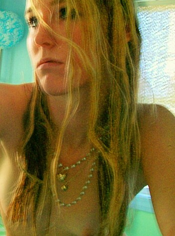 Blonde Likes To Flash Her Tits - Photo 13
