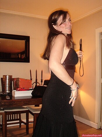 Mature Blonde Woman  With Gorgeous Body - Photo 24