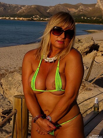110703 - Lifes A Beach - Photo 6