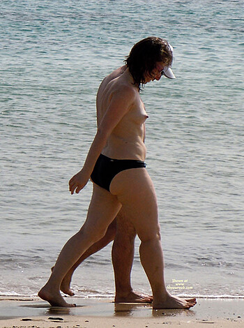 110703 - Lifes A Beach - Photo 4