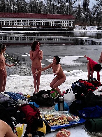 Horny Students Group Makes Hot Pictures In Winter - Photo 20