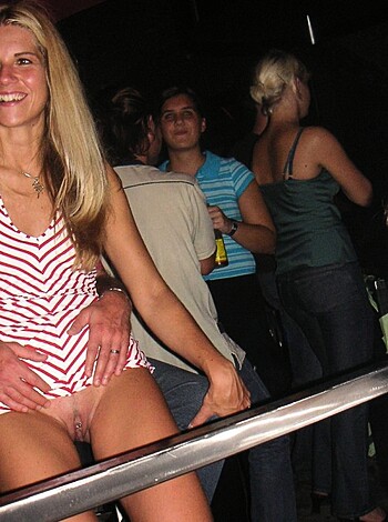 Vulgar description:
"Nude ass on display."