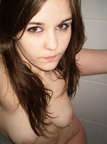 Fucking hot chick with no fucking clothes on, bangin' that white wall like a motherfucker.
