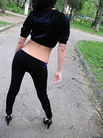 Skinny hot tramp drunk posing - Photo 110