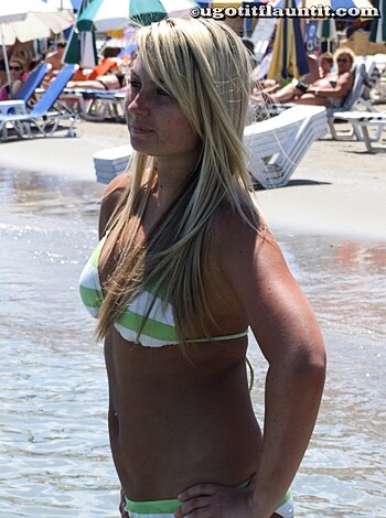 Beach - Yasmin and friends - Photo 63