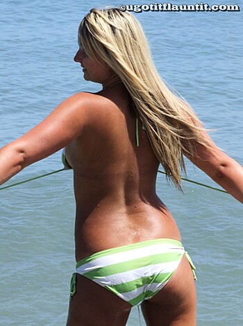 Beach - Yasmin and friends - Photo 72