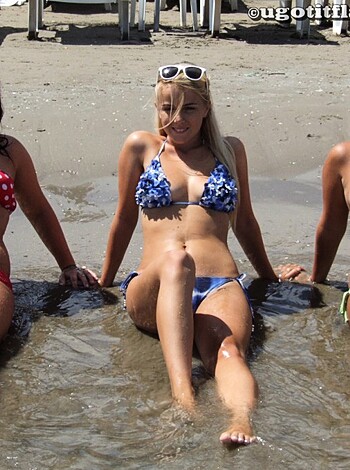 Beach - Yasmin and friends - Photo 82