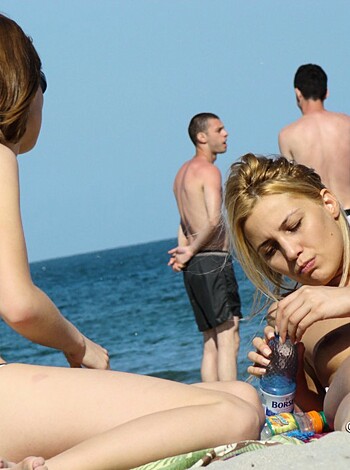 Topless Girls on the Beach - 129 - Part 1 - Photo 25