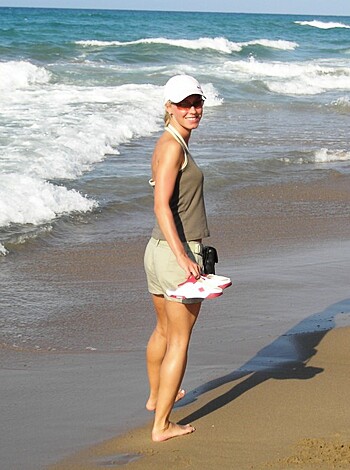 Hot Nude Pictures In The Vacation Of A Sweet Blonde - Photo 16