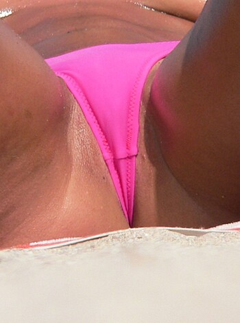 Topless Girls on the Beach - 121 - Part 1 - Photo 13