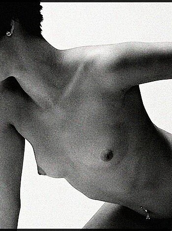 Marlene Makes Hot Nude Pictures - Photo 14