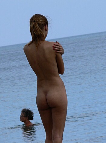 Nude Girls on the Beach - 396 - Photo 3