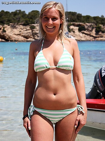 Beach - Blackpool Girls - Photo 10