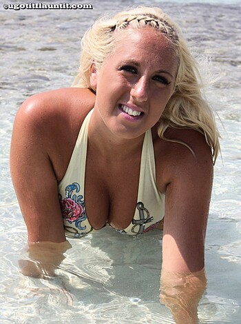 Beach - Maidstone Girls 2 - Photo 14