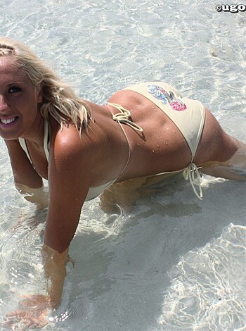 Beach - Maidstone Girls 2 - Photo 15
