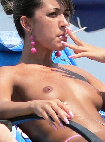 Topless Girls on the Beach - 218 - Photo 39