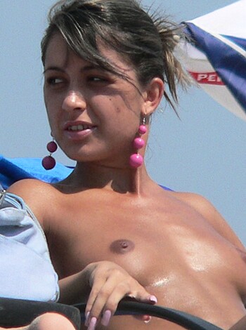 Topless Girls on the Beach - 218 - Photo 48