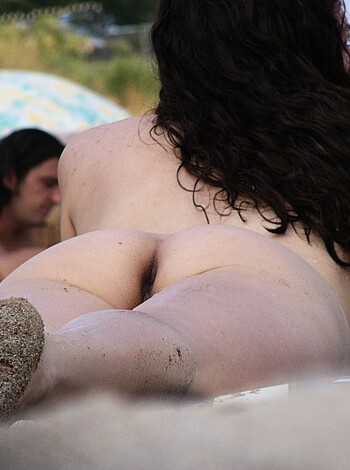 Nude Girls on the Beach - 231 - Photo 36