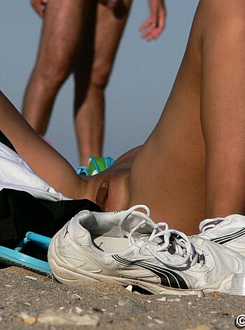 Nude Girls on the Beach - 194 - Part 2 - Photo 15