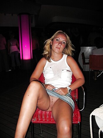 "Here's a bitch flashin' her pussy and tits, sittin' on a fuckin' chair in some dive bar."