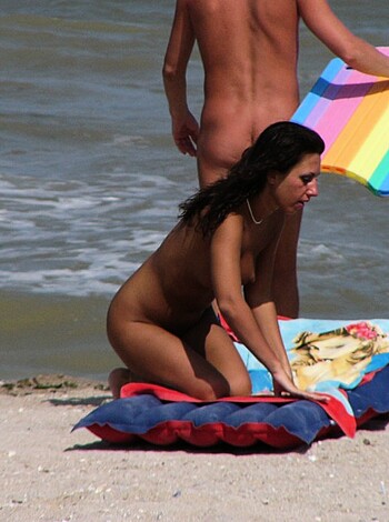 Nude Girls on the Beach - 192 - Photo 1