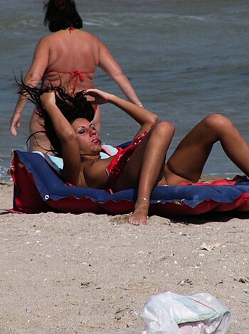 Nude Girls on the Beach - 192 - Photo 66