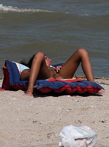 Nude Girls on the Beach - 192 - Photo 75