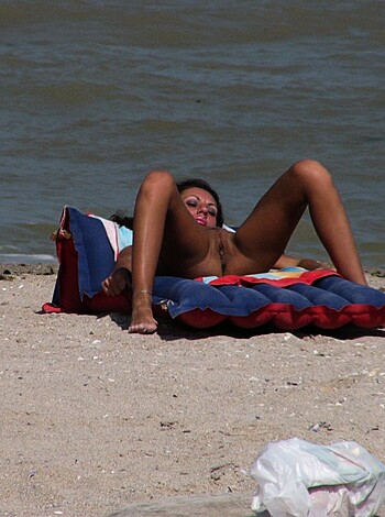 Nude Girls on the Beach - 192 - Photo 74