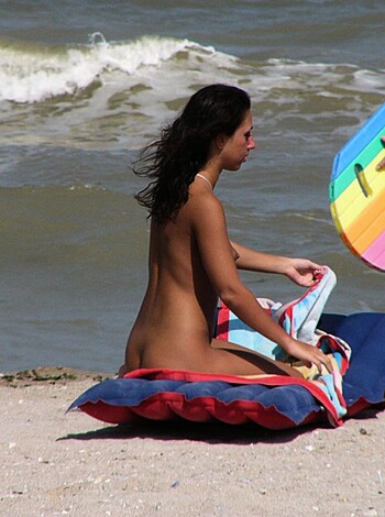 Nude Girls on the Beach - 192 - Photo 79