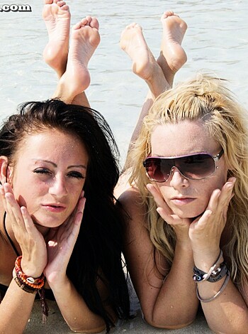 Beach - Chantelle and Sahara - Photo 60