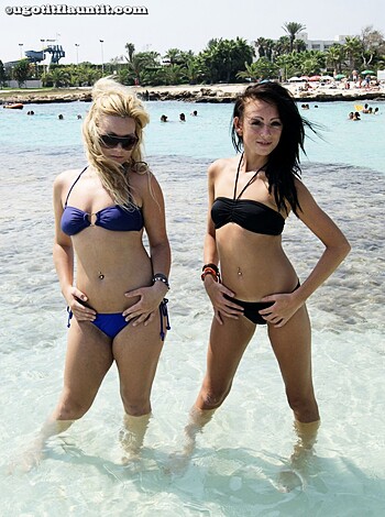 Beach - Chantelle and Sahara - Photo 68