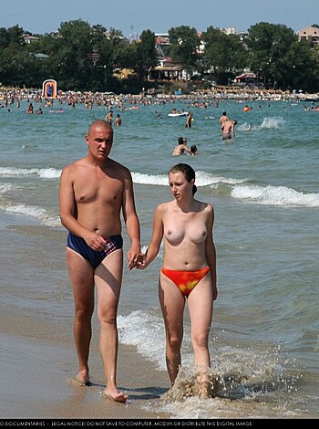 Topless Girls on the Beach - 020 - Part 1  - Photo 40