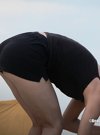 Nude Girls on the Beach - 109 - Photo 25