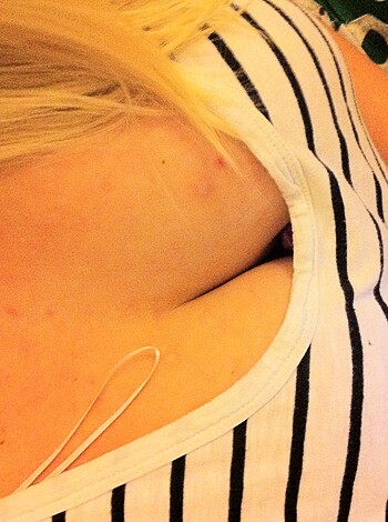 Another Cute Amateur Babe takes Selfpics - Photo 59