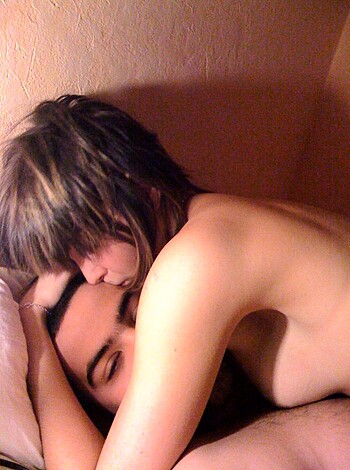 Another Sexy Amateur GF - Photo 9