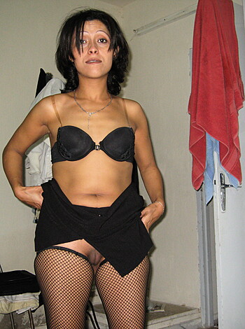 "F*cking hot brunette babe in sexy underwear, naughty fuck."