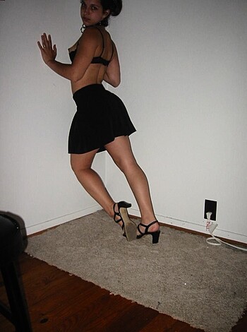 Here's the shitshow: A hot bitch in a tight ass skirt, wearing fuck-me pumps, all up in your face.