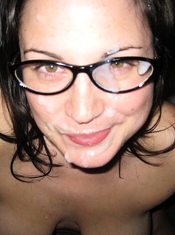 """
Here's a fucking picture of a hot bitch showing off her tits, man. Fuck yeah!
"""