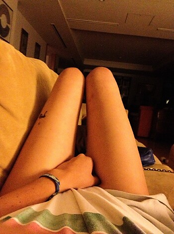 Amateur Babe takes Selfpics - Photo 9